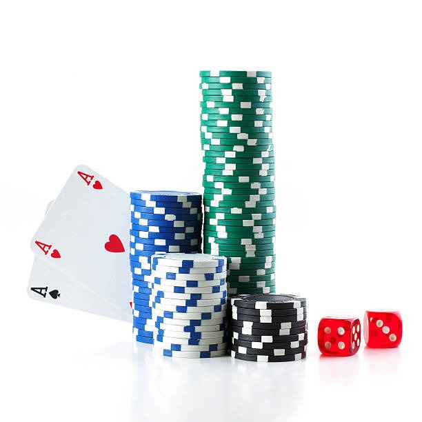 Live Sic Bo table from mafia88 studio showing dice, cup, and dealer